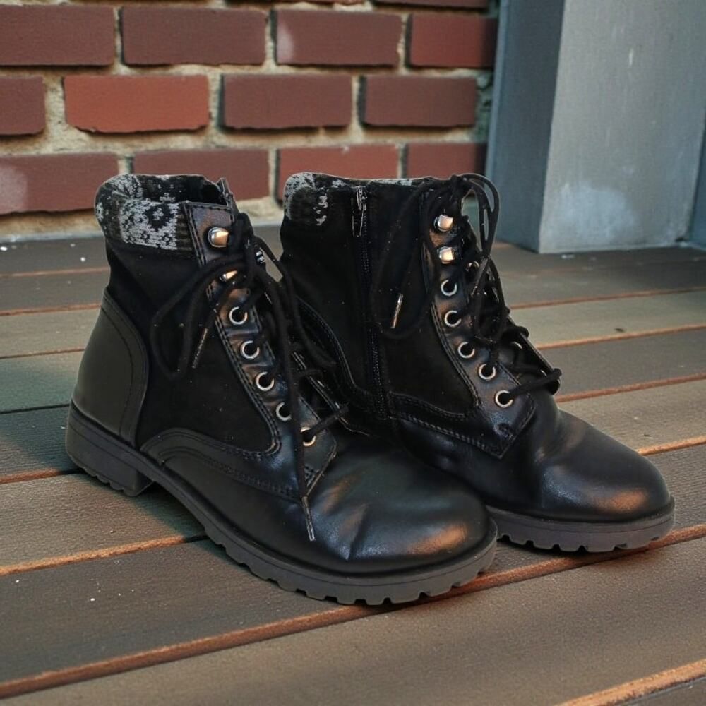 Rugged Outback Women's Black Combat Boots - Size 7